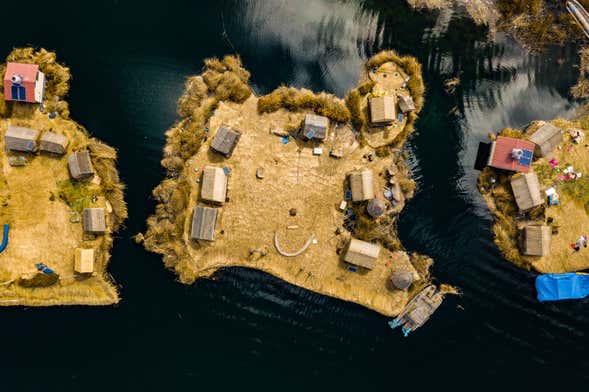 Islas de los Uros en el lago Titicaca